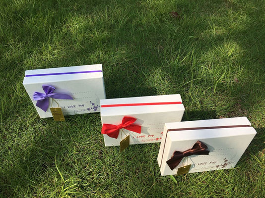 Caixa de presente de papel rígido e vazio personalizada Caixa de presente de chocolate embalagem para festival