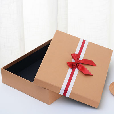 Caixa-presente de papel rígido para festivais com botão para roupa interior feminina