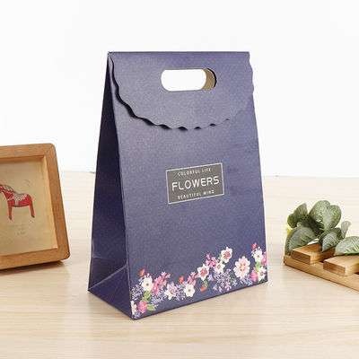 Spot UV / estampagem a quente bolsas de papel de compras de varejo doces doce bolsa de presente para crianças
