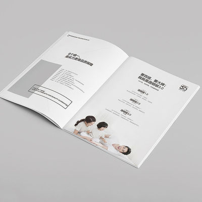 Papel de capa macia Folhetos a cores, Impressão de cartões de visita personalizados ISO 9001 aprovado